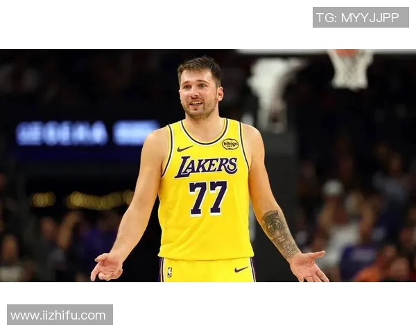 东契奇教您如何诬陷队友！不过这招您在上小学的时候可能也干过