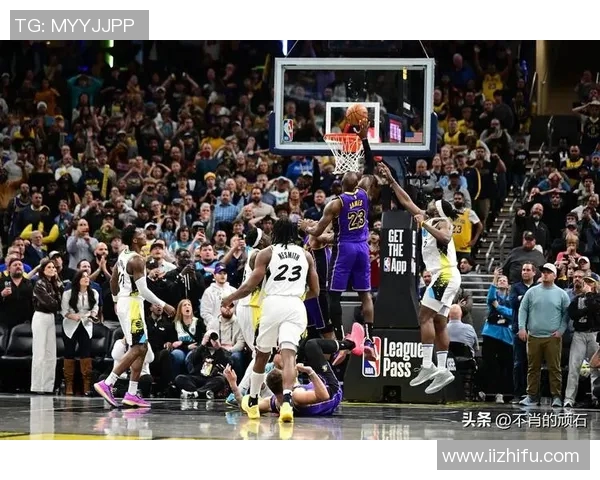 TA记者：NBA正向包括湖人在内的多支球队索要手机 以展开赌博调查